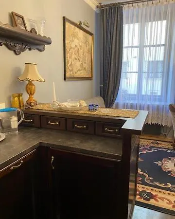 Krzywe Kolo 2-4 M 1 * Varsovia